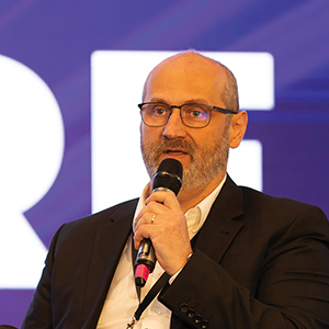 Mircea Turdean Director General, Farmec