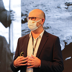 Paul Barnett Președinte, Ursus Breweries