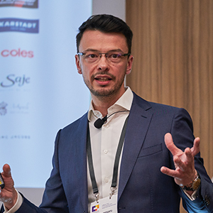 Răzvan Botezatu Enterprise Commercial Lead, Microsoft România