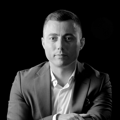 Cristi Movilă Fondator şi CEO OptiComm AI